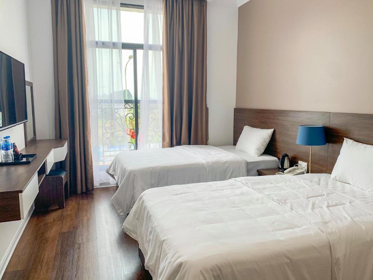 Minh Phong Hotel Hạ Long Extérieur photo