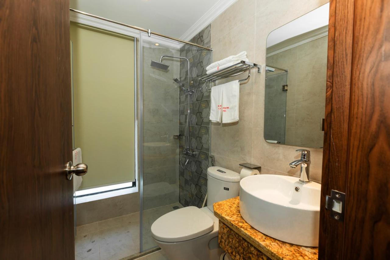 Minh Phong Hotel Hạ Long Extérieur photo